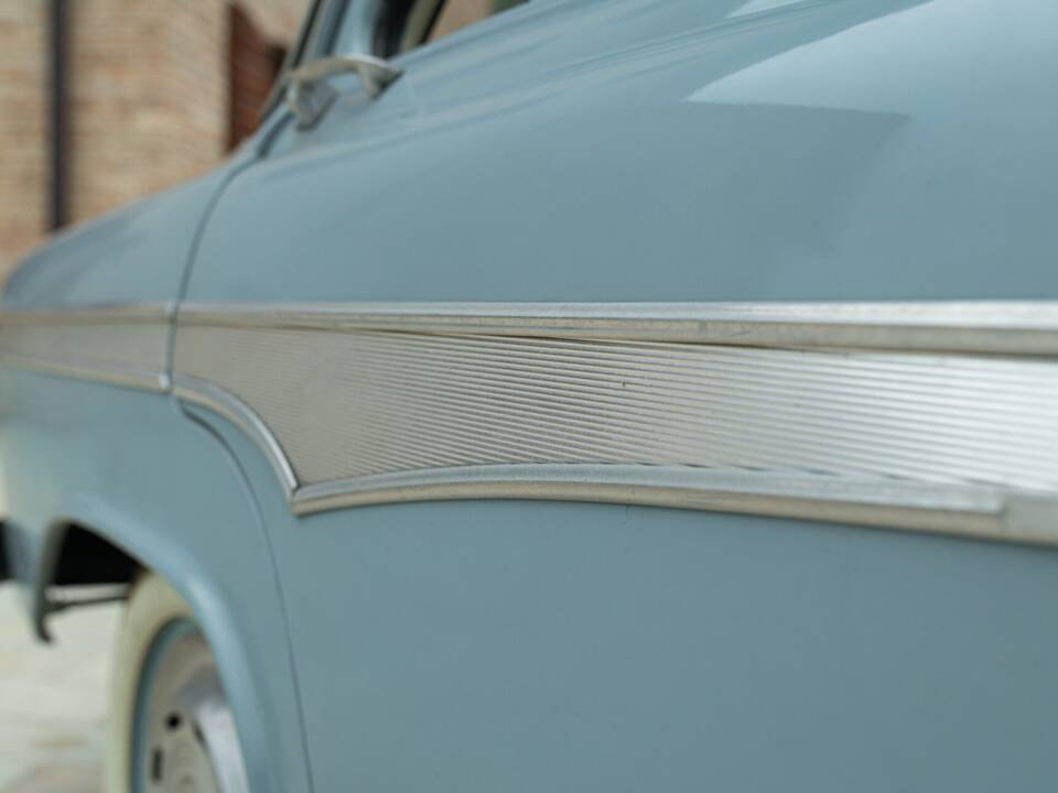 Image 28/50 of SIMCA Aronde P 60 Monthléry Spéciale (1960)