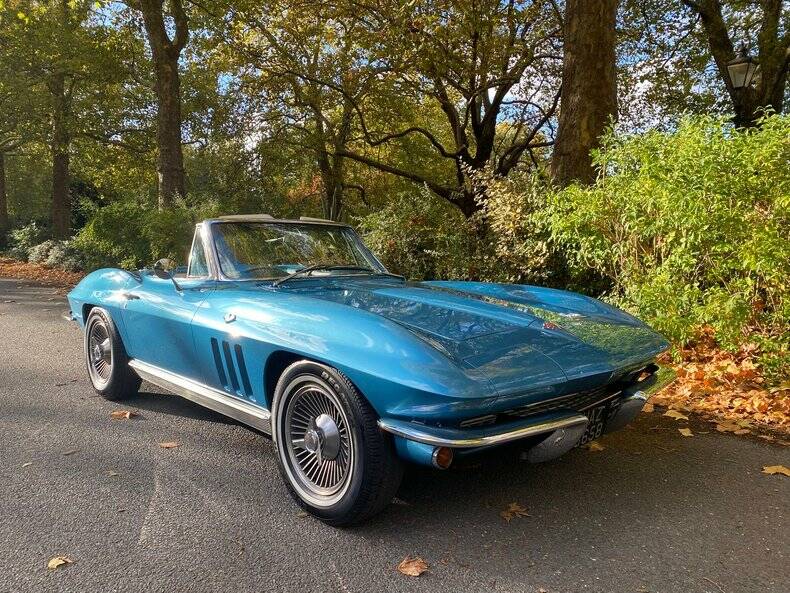 Bild 6/50 von Chevrolet Corvette Sting Ray Convertible (1966)
