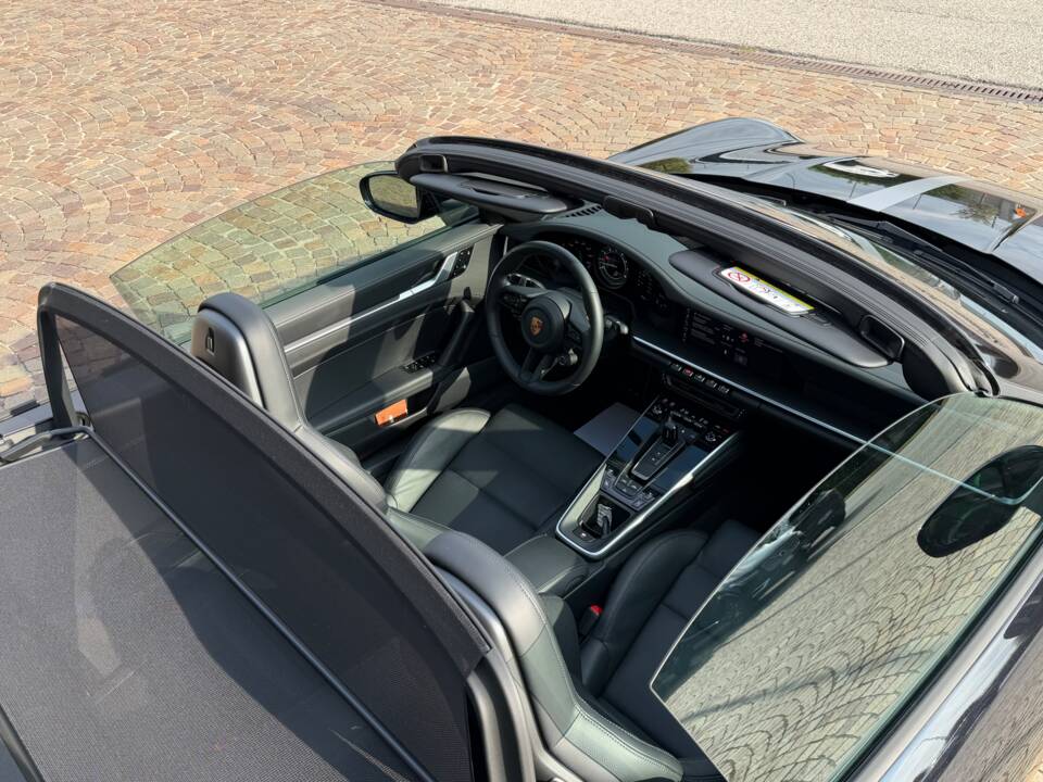Bild 18/27 von Porsche 911 Turbo S (2020)