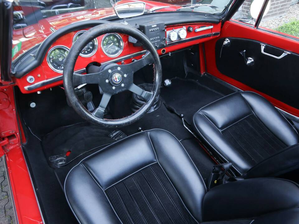 Imagen 36/50 de Alfa Romeo Giulia 1600 Spider Veloce (1965)