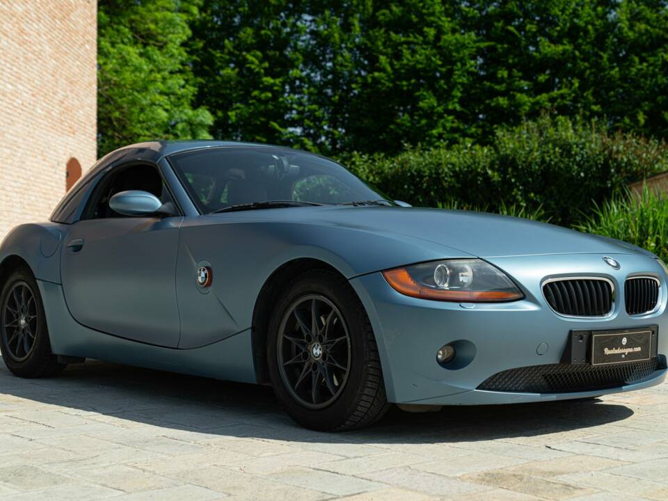 Image 2/49 of BMW Z4 2.2i (2004)