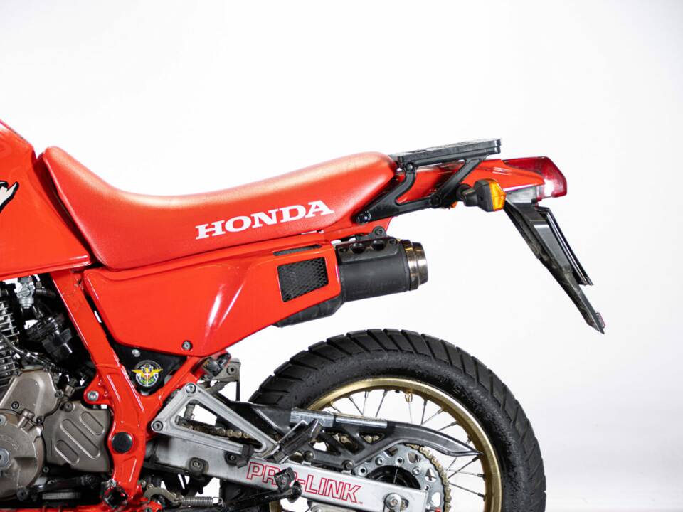 Bild 13/50 von Honda NX 650 Dominator (1990)
