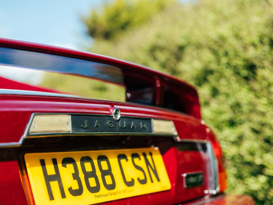 Image 29/50 of Jaguar XJR-S V12 Le Mans (1991)