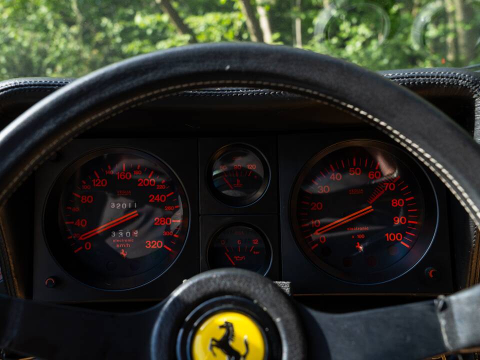 Image 16/27 of Ferrari 512 BBi (1984)