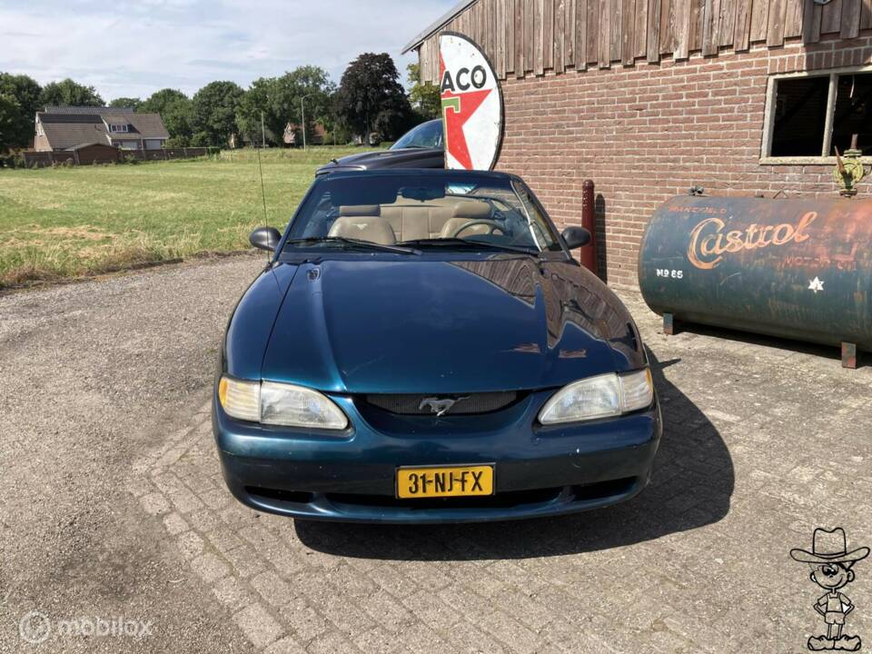 Image 8/46 of Ford Mustang (1995)