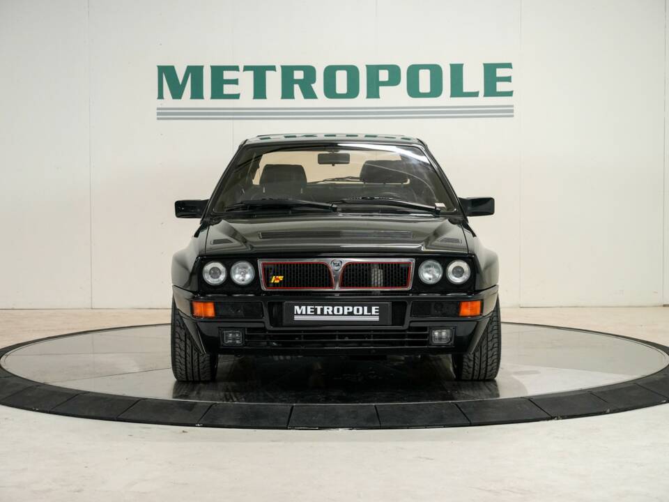 Bild 22/48 von Lancia Delta HF Integrale Evoluzione I (1992)