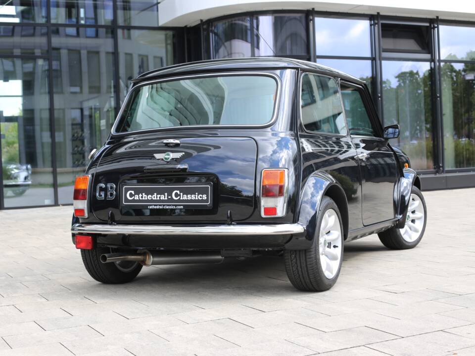 Immagine 8/38 di Mini Cooper 1.3i MPI (1999)