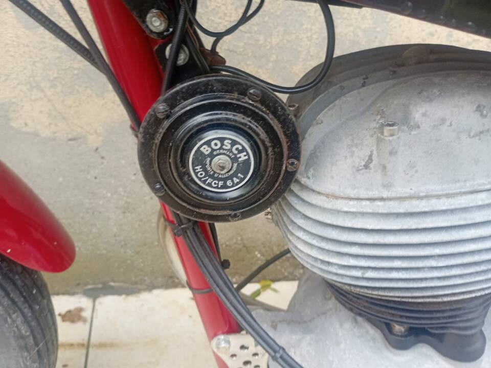 Image 5/17 of Moto Morini DUMMY (1955)