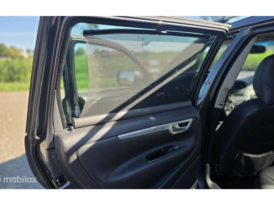 Bild 24/34 von Volvo XC70 2.5T AWD (2006)