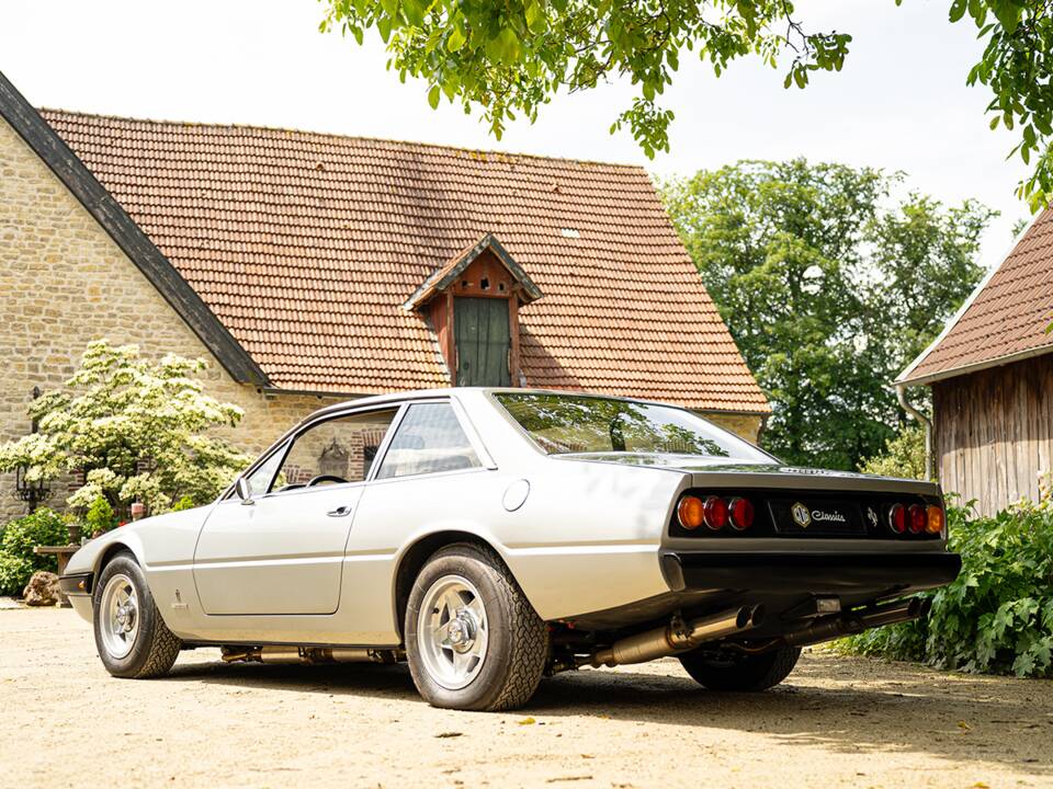 Bild 13/81 von Ferrari 365 GT4 2+2 (1973)