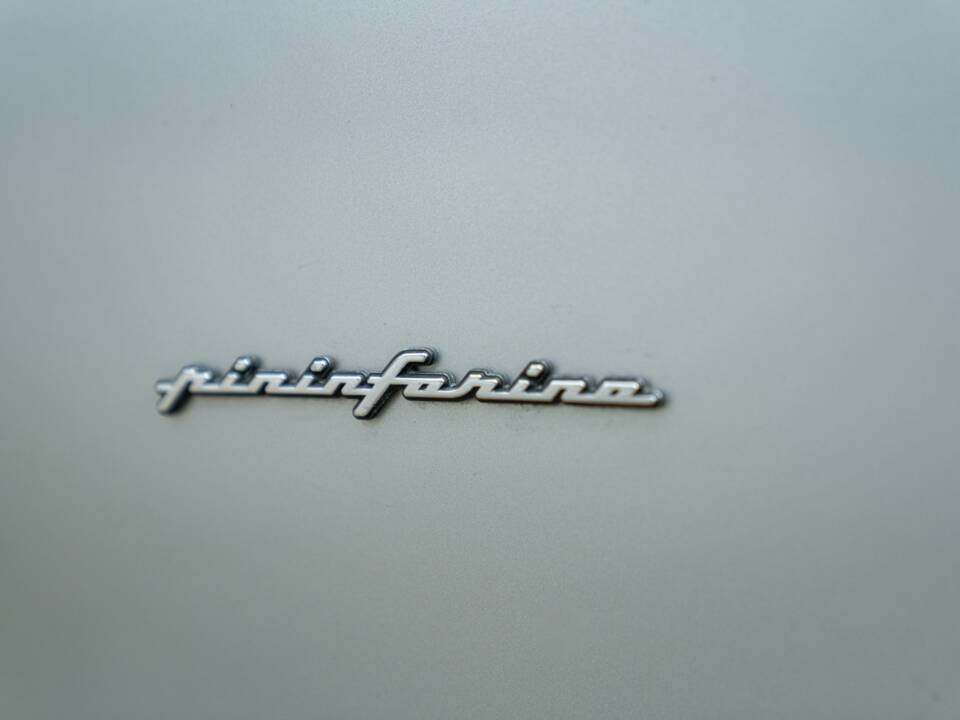 Image 27/50 of Ferrari F12berlinetta (2013)