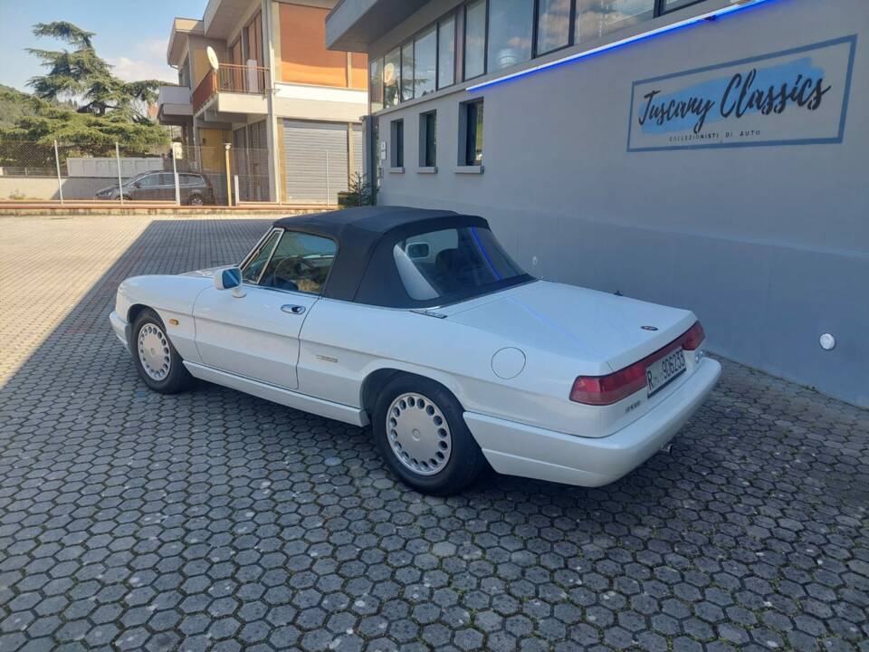 Image 8/27 of Alfa Romeo 2.0 Spider (1991)