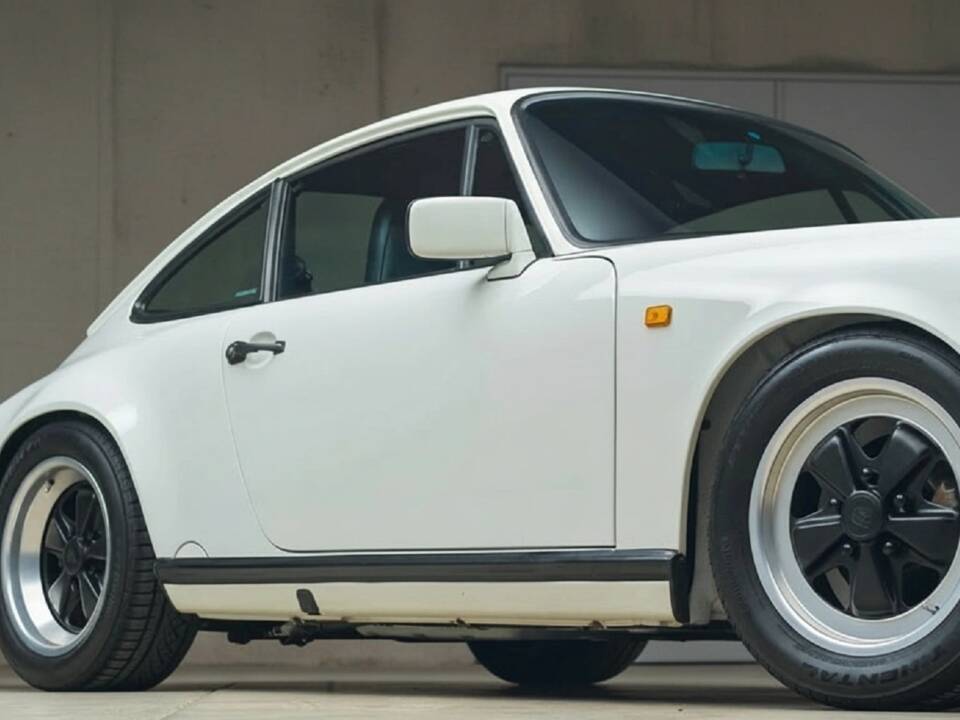 Afbeelding 3/26 van Porsche 911 Carrera 3.2 (1988)