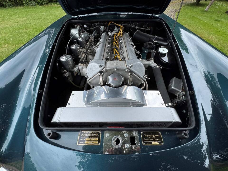 Image 20/30 de Aston Martin DB 4 (1959)