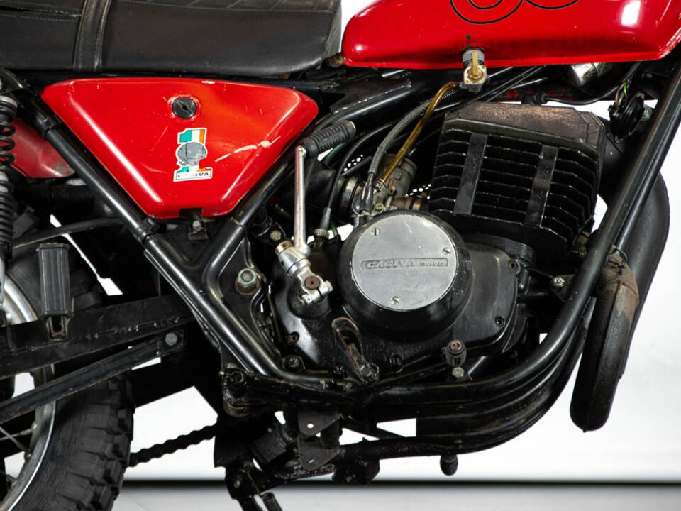 Bild 32/50 von Cagiva SX 350 (1980)