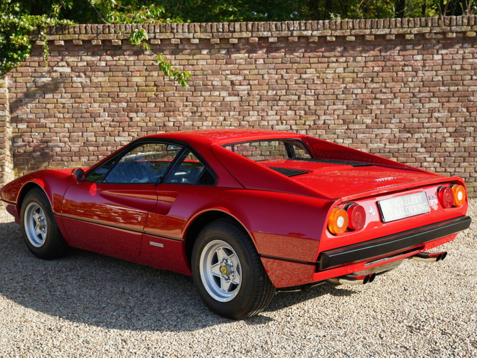 Imagen 2/50 de Ferrari 308 GTB (1977)