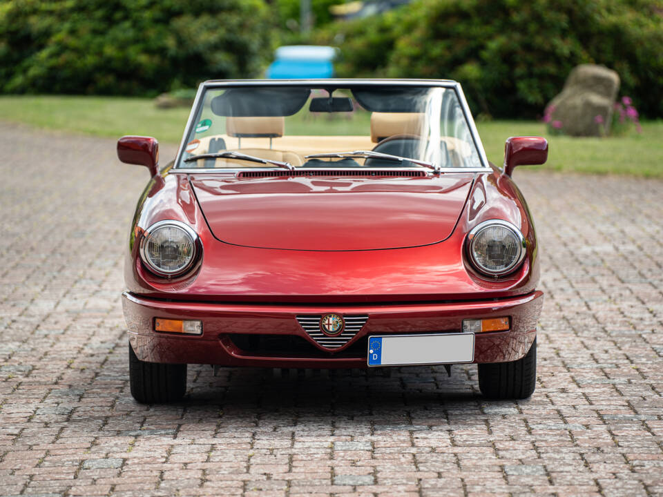 Image 9/42 of Alfa Romeo 2.0 Spider (1990)