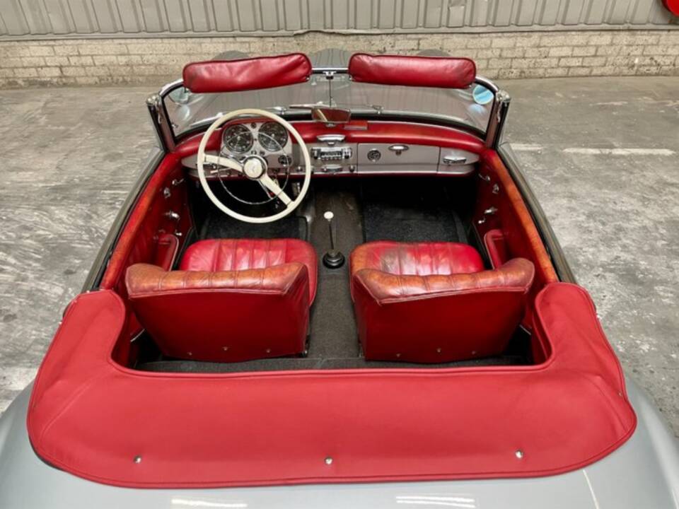 Imagen 26/92 de Mercedes-Benz 190 SL (1960)