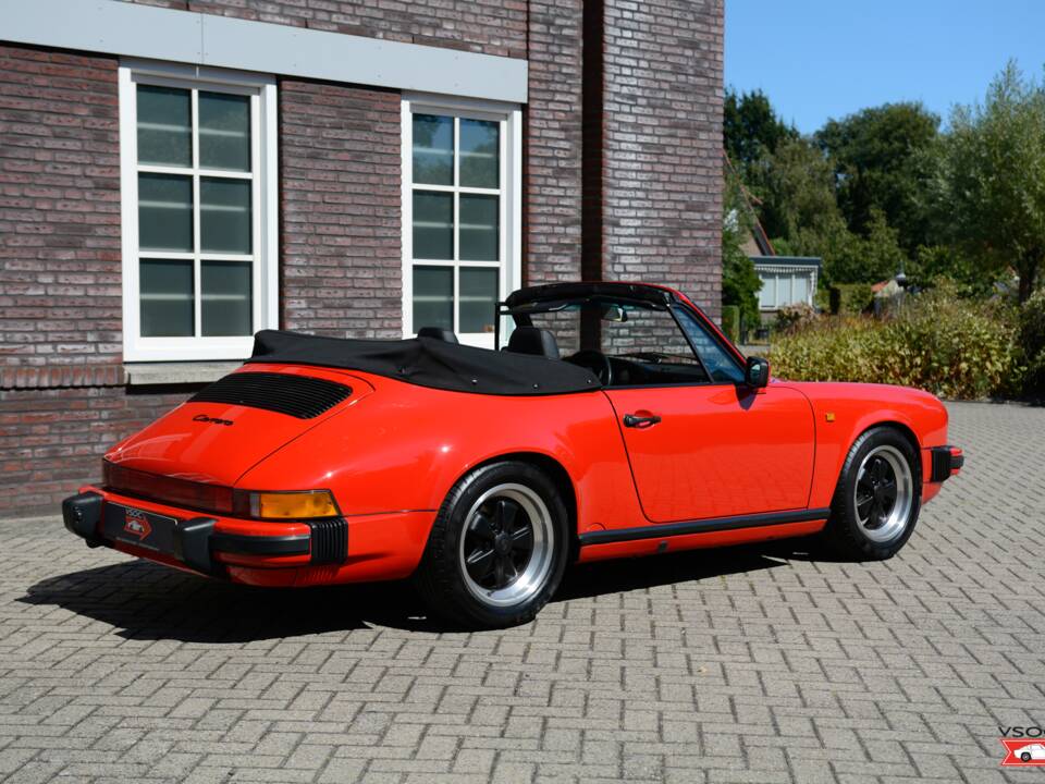 Bild 7/13 von Porsche 911 Carrera 3.2 (1988)
