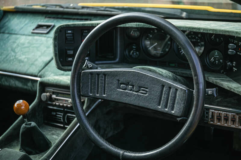 Image 12/48 of Lotus Esprit S2 (1980)