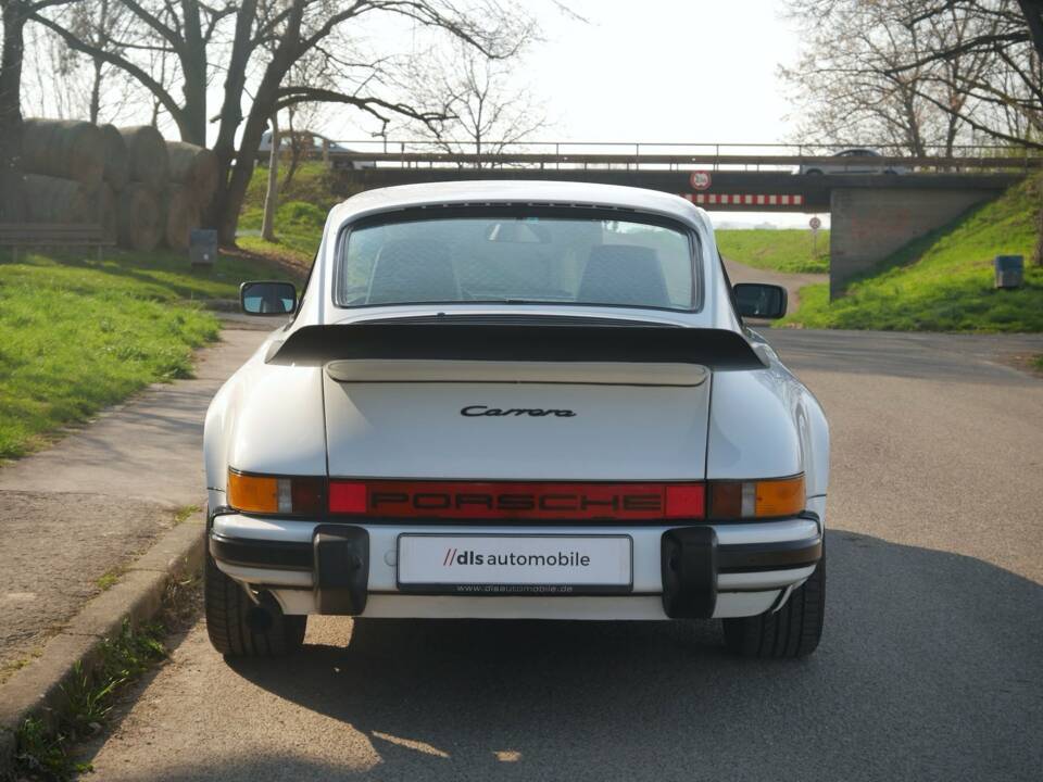 Bild 6/23 von Porsche 911 Carrera 3.2 (1985)