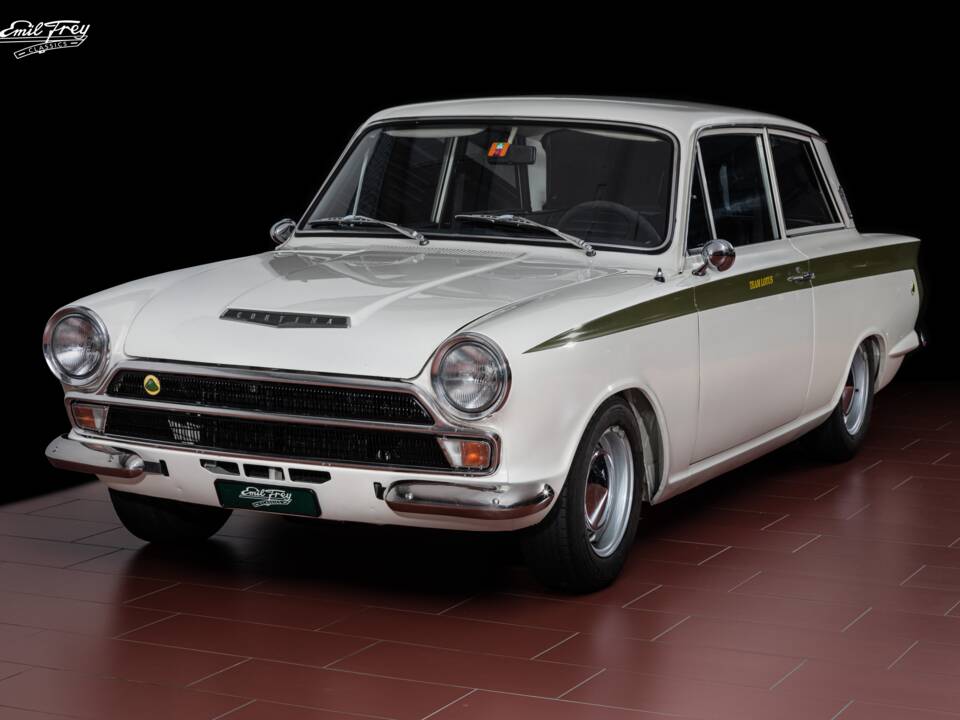 Image 1/8 de Ford Lotus Cortina (1967)