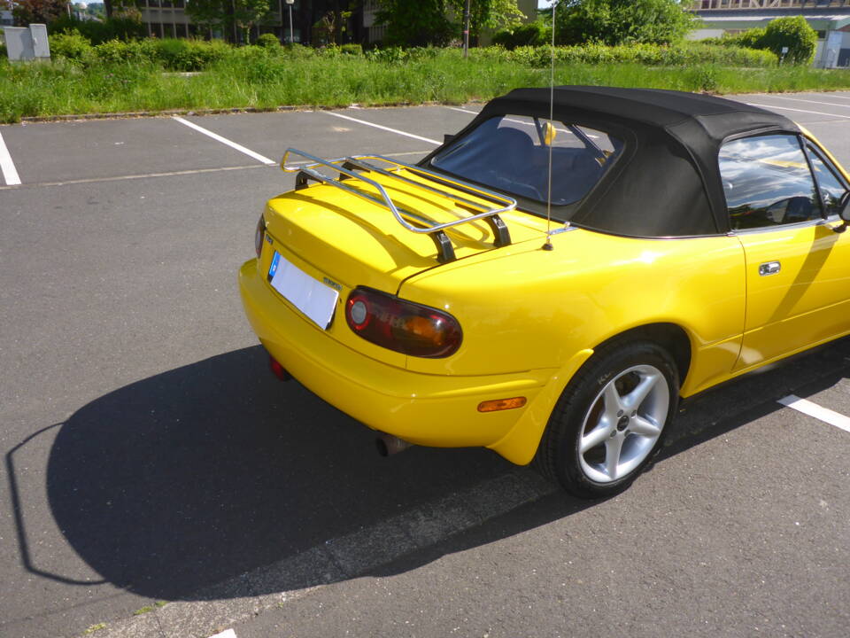 Immagine 14/56 di Mazda MX-5 1.6 (1995)