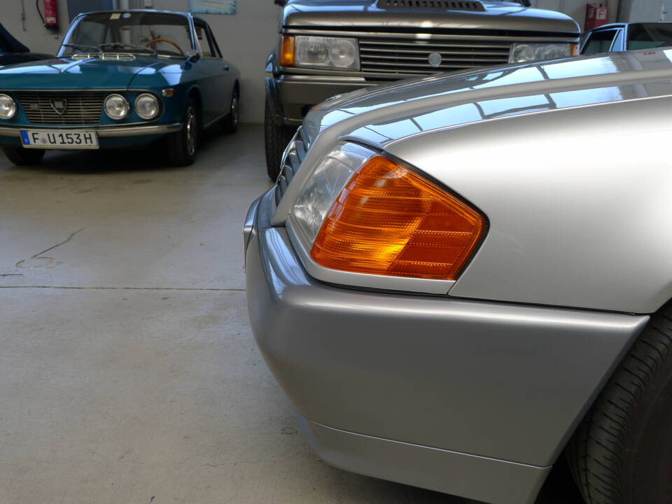 Image 33/47 of Mercedes-Benz 500 SL (1992)