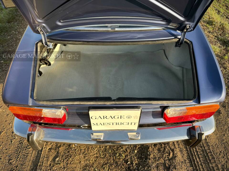 Afbeelding 69/99 van Alfa Romeo 2000 GT Veloce (1973)