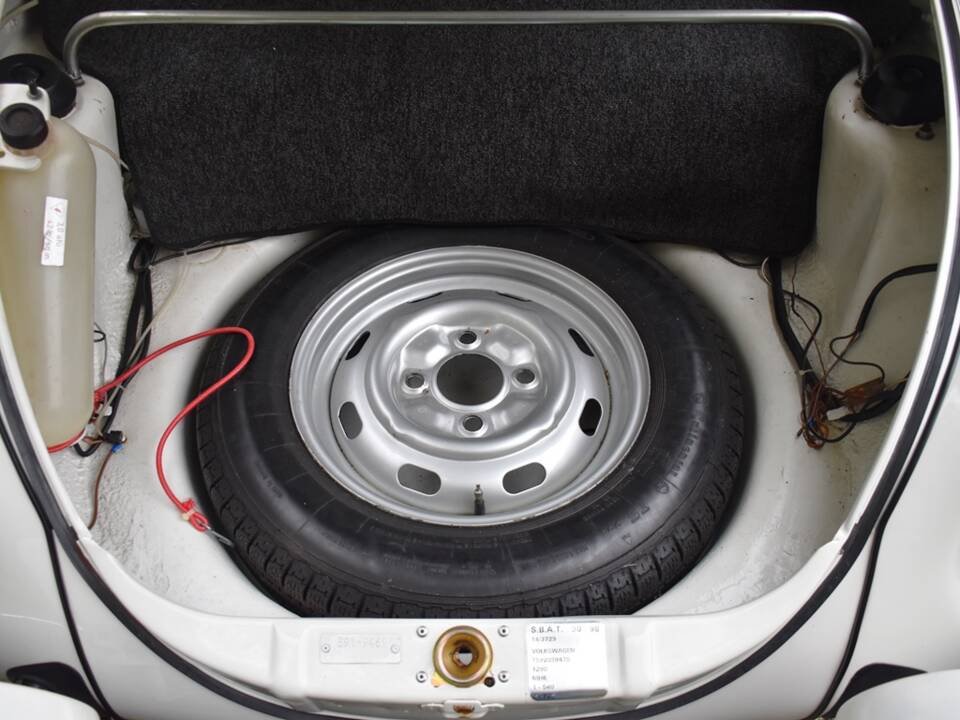 Bild 49/49 von Volkswagen Super Beetle (1979)