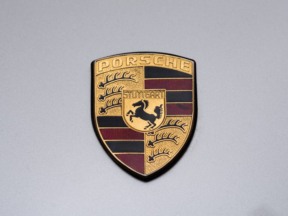 Image 11/41 de Porsche 911 Carrera 2 (1992)