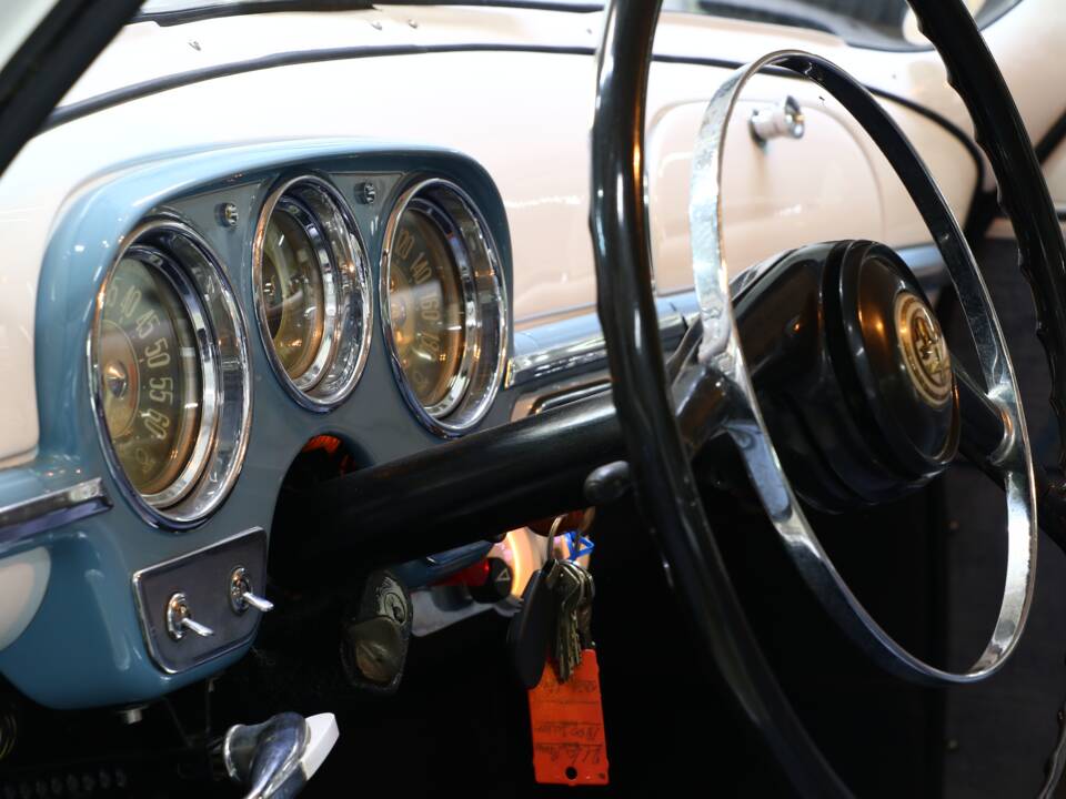 Image 16/27 of Alfa Romeo 1900 TI Super Berlina (1955)