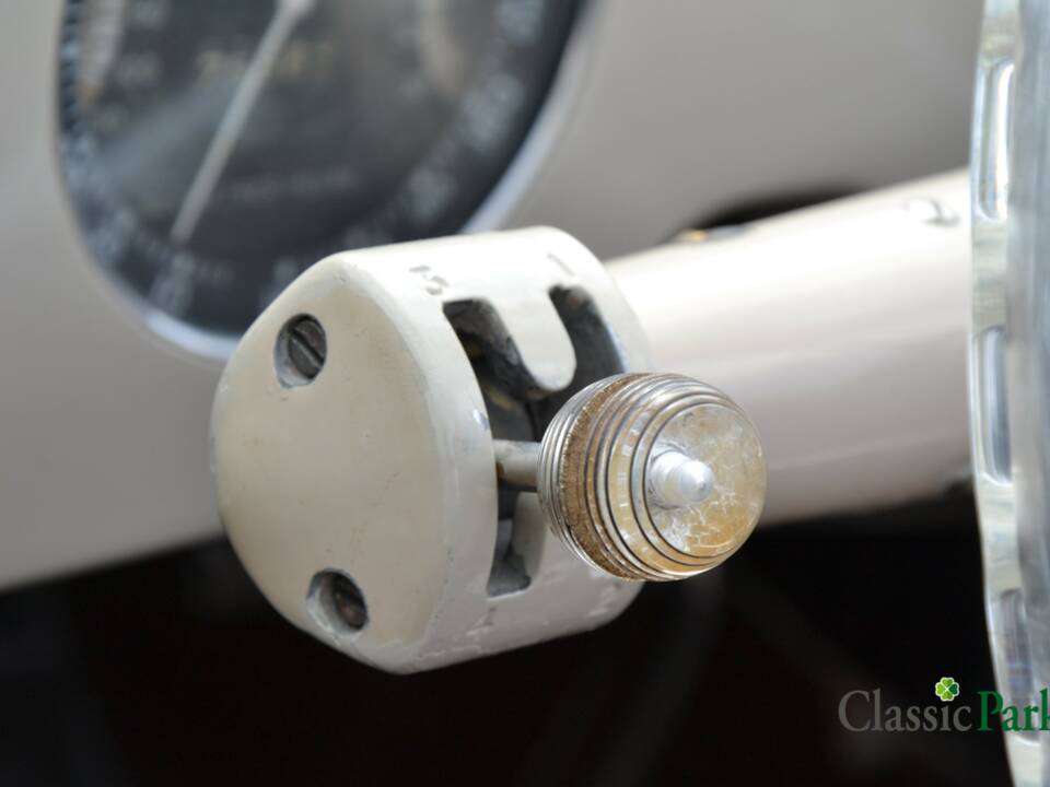 Image 12/50 of Delahaye 135M Worblaufen (1947)