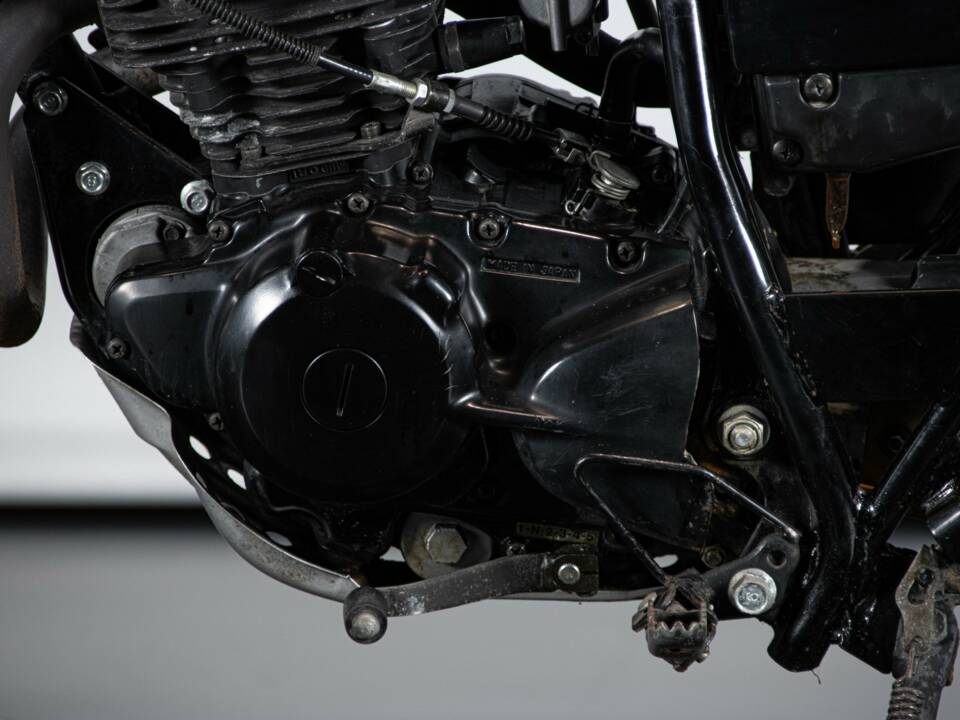 Bild 19/50 von Yamaha DUMMY (1995)