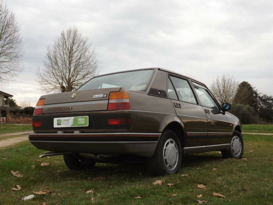 Imagen 43/50 de Alfa Romeo Giulietta 1.6 (1984)