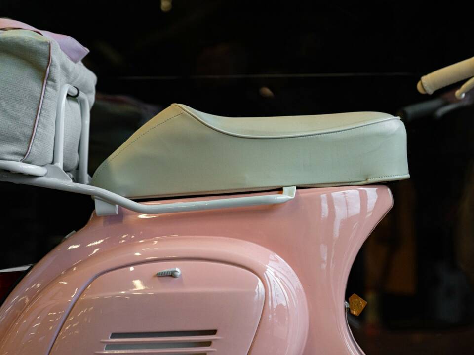 Image 11/31 of Piaggio Vespa 50 Special (1976)