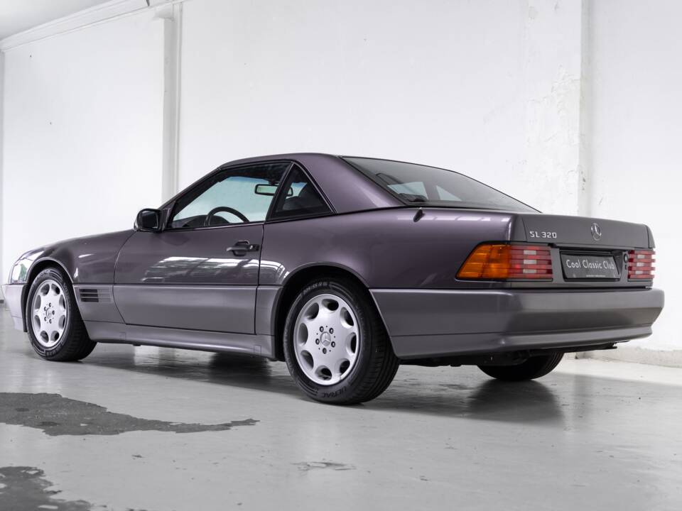 Image 6/37 of Mercedes-Benz SL 320 (1993)