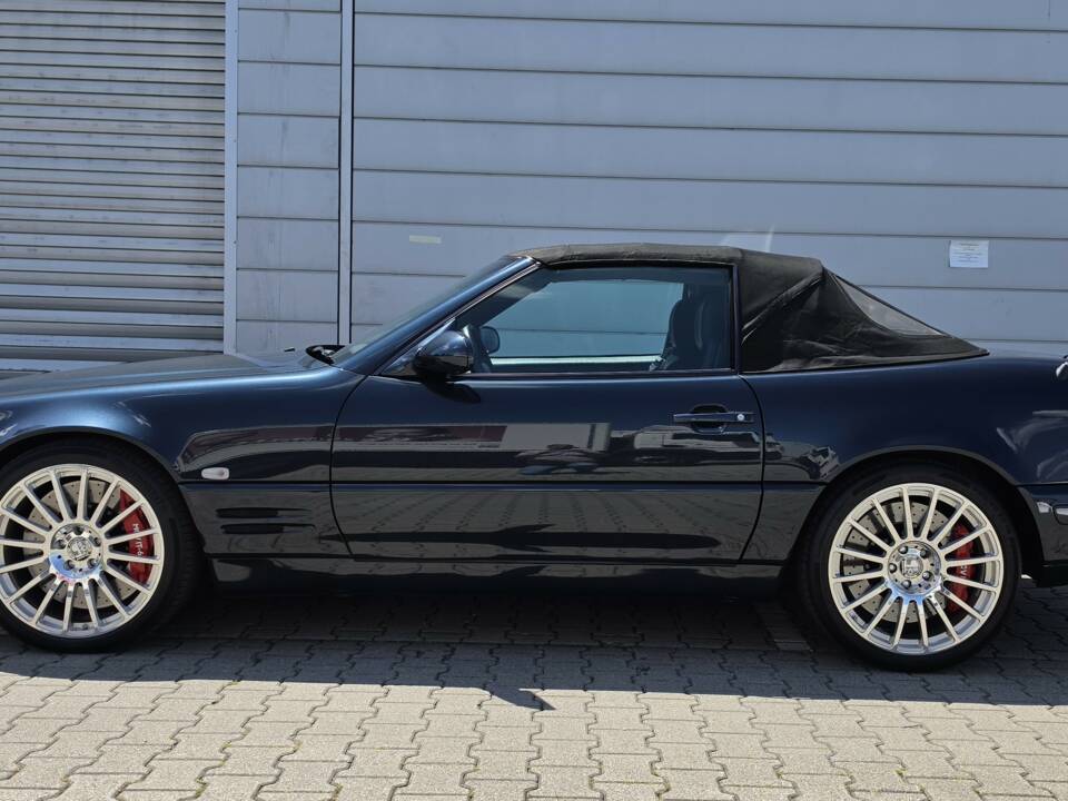 Image 92/100 of Mercedes-Benz SL 500 (1999)