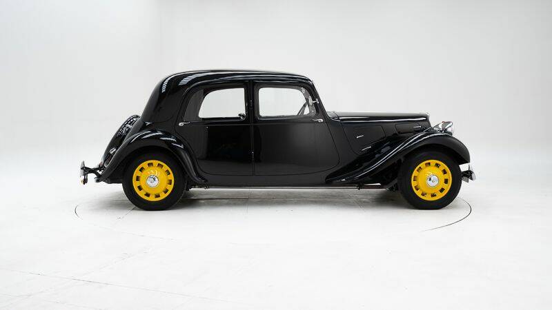 Afbeelding 6/15 van Citroën Traction Avant 11 BL Légère (1938)