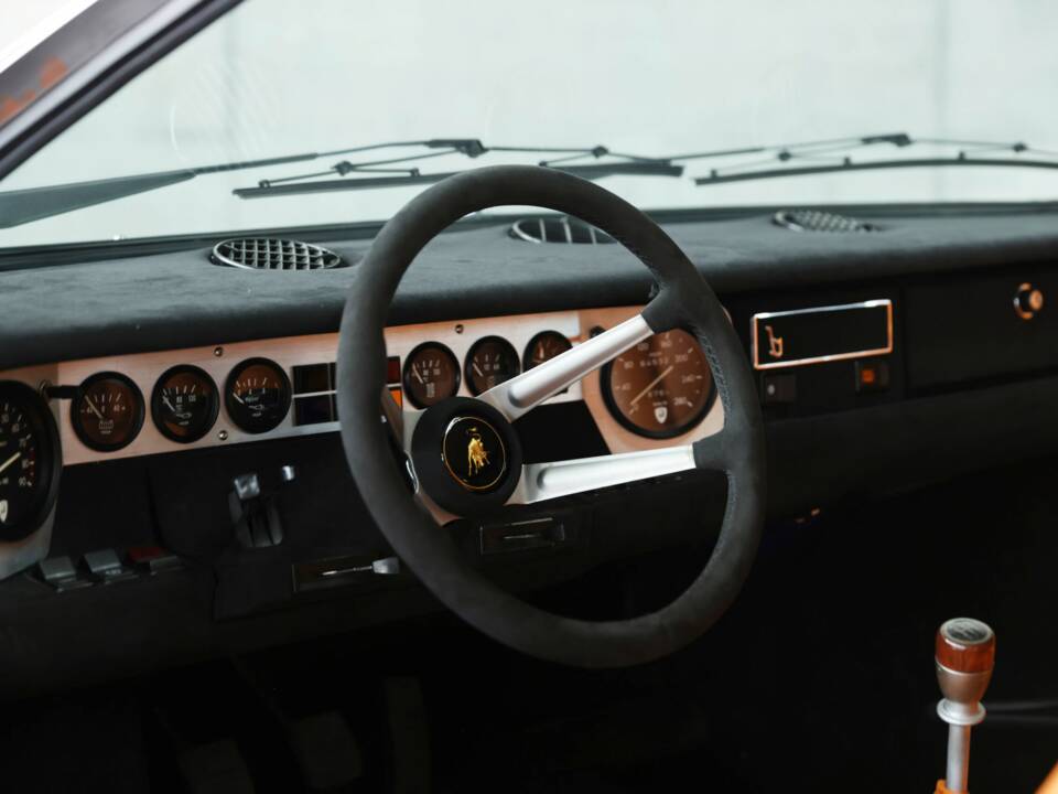 Bild 31/50 von Lamborghini Urraco P 250 (1973)