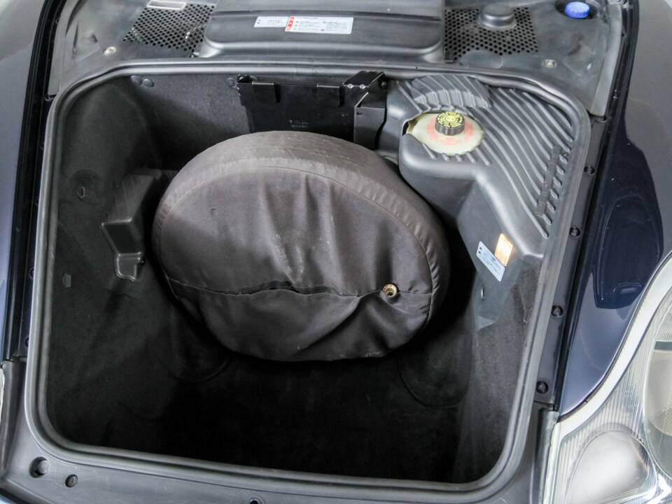 Image 37/50 of Porsche Boxster (2005)