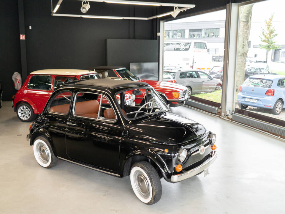 Image 19/79 de FIAT 500 F (1966)