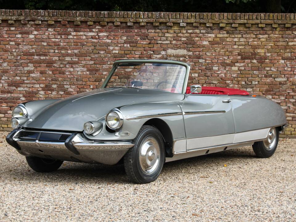Obraz 21/50 pojazdu Citroën DS 21 Chapron (1963)