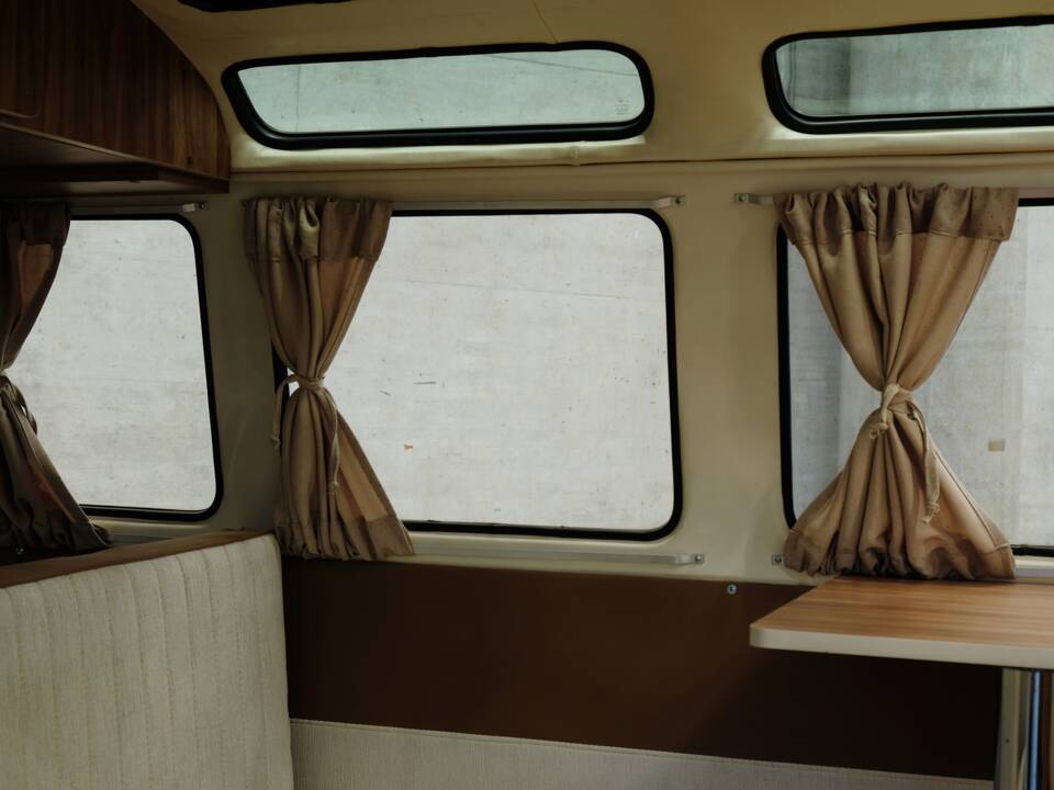 Bild 15/24 von Volkswagen T1 Brasil 1.6 (1975)