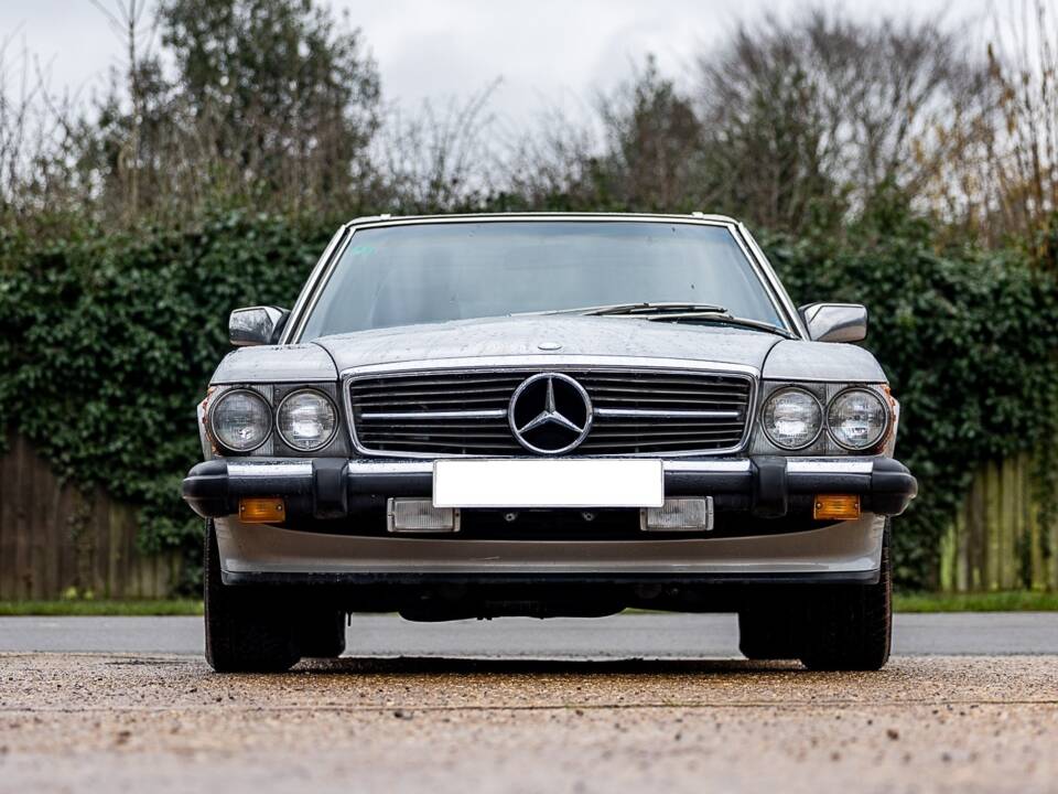 Image 6/31 of Mercedes-Benz 560 SL (1987)