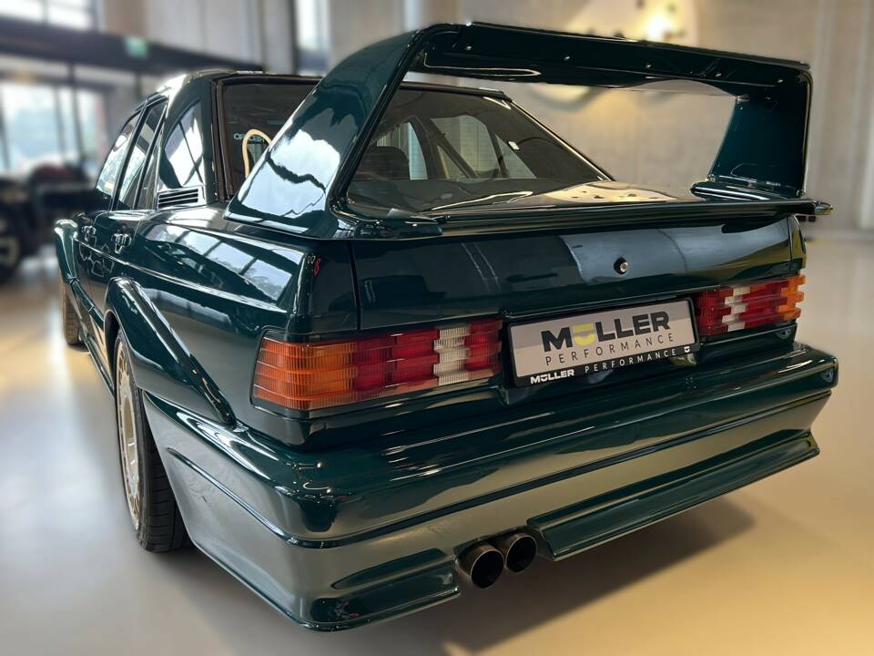 Image 9/27 of Mercedes-Benz 190 E 2.5-16 (1989)