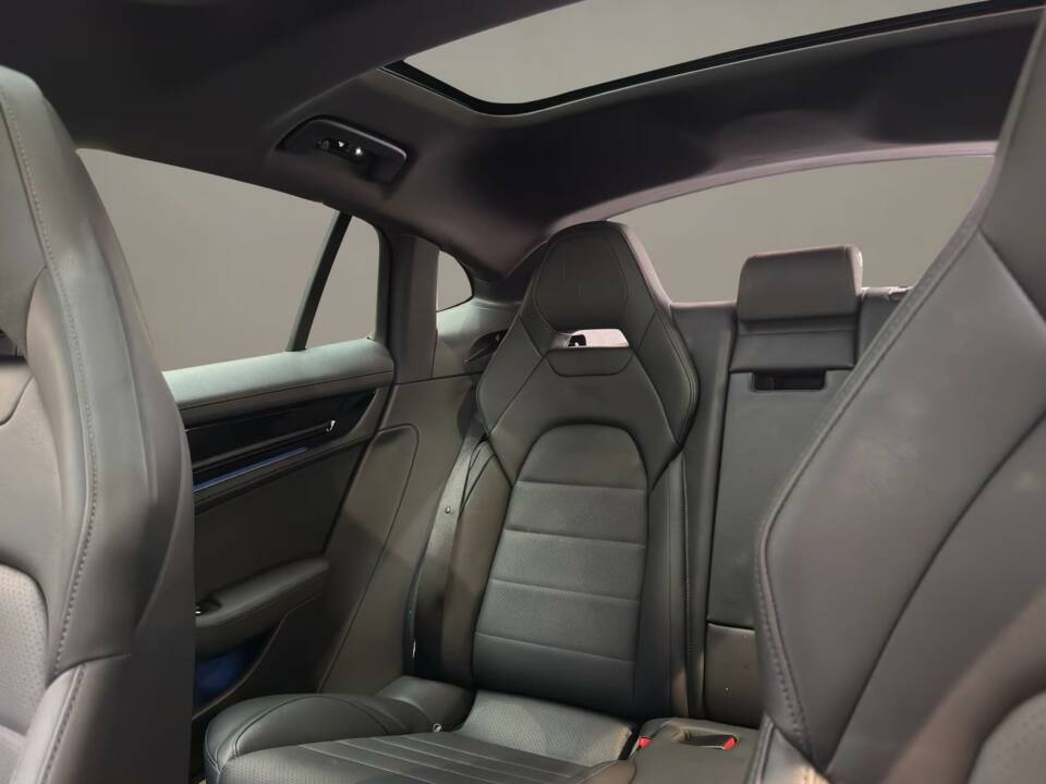 Bild 10/10 von Porsche Panamera 4 E-Hybrid (2024)