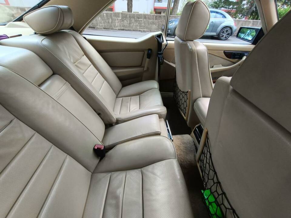 Bild 39/47 von Mercedes-Benz 560 SEC (1987)