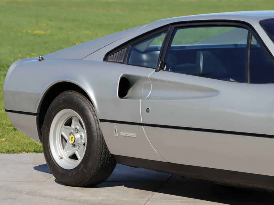 Image 12/50 of Ferrari 308 GTB (1977)