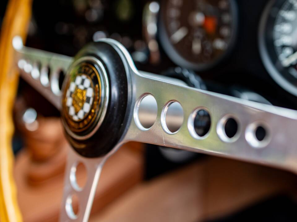 Bild 18/50 von Jaguar E-Type 4.2 (1965)